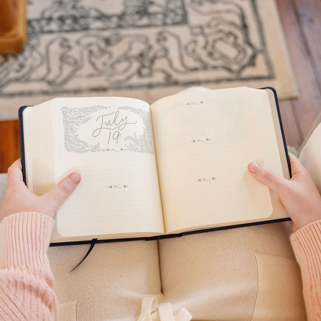 Versailles 5 yr. Journal