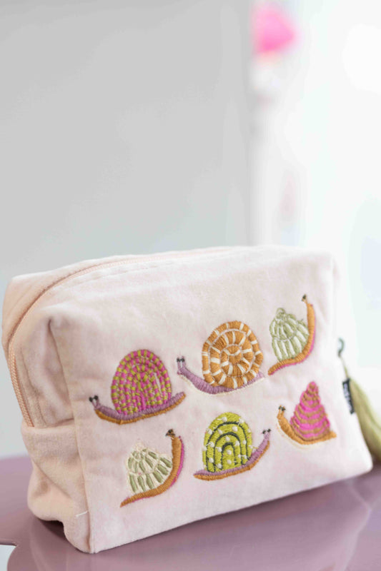 Gardenland Embroidered Pouch