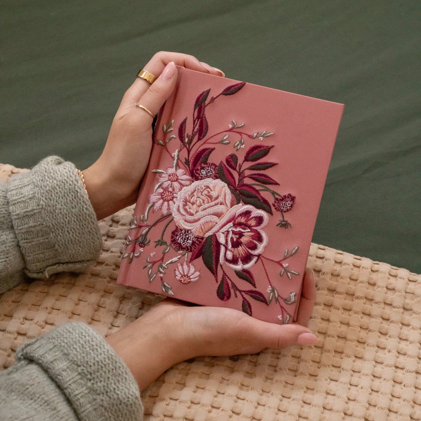 Rosedal CSB Notetaking Bible